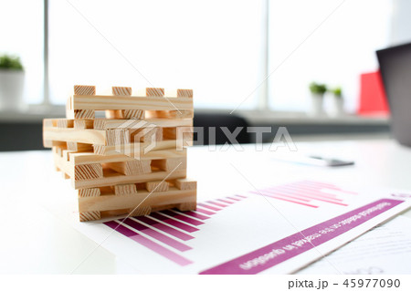 pallets tower lie on table charts with pallets tower lie on table charts with 45977090