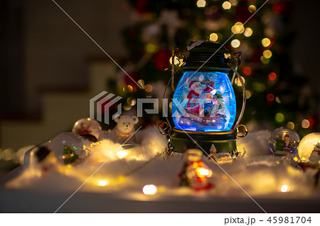 Christmas decoration, snow dome, globe with table decoration 45981704