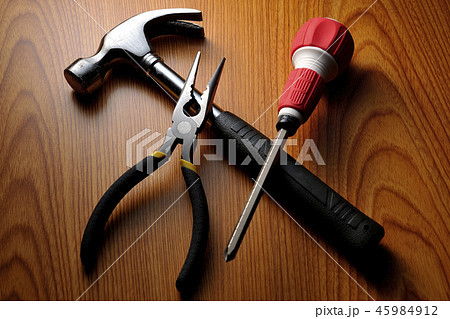 工具　日曜大工　DIY 45984912