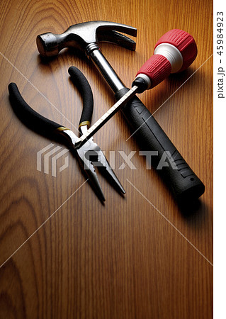 工具　日曜大工　DIY 45984923