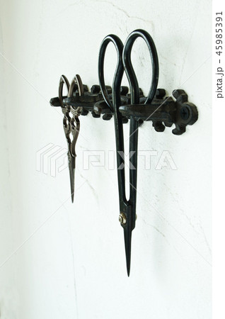 壁掛け収納-アンティークなハサミ 壁掛け収納-アンティークなハサミ 45985391
