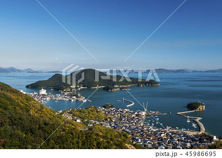 広島県福山市　鞆の浦と瀬戸内海の風景 45986695