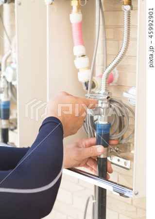 給湯器配管 45992901