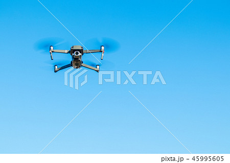 飛行するドローン MAVIC2 Pro 飛行するドローン MAVIC2 Pro 45995605