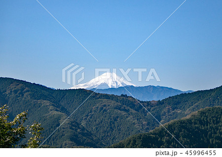 高尾山北部　北高尾山稜　富士見台から眺望する富士山 45996455