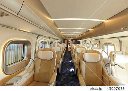 北海道新幹線 東北新幹線 グランクラス車内 H5系 45997033