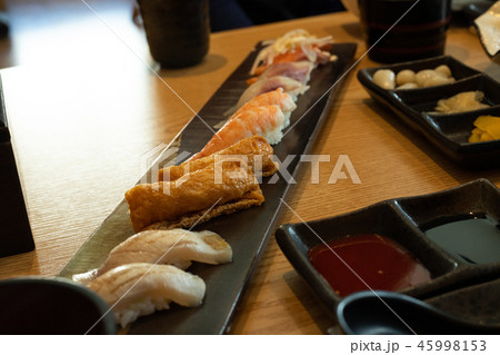 和食 寿司 食事 45998153