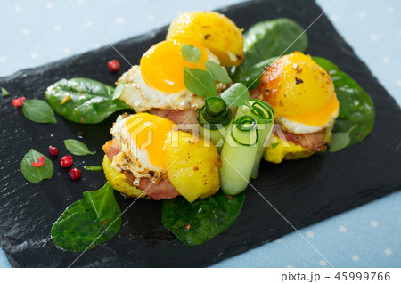 Potato burgers with quail egg 45999766