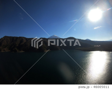 西湖と富士山 46005011