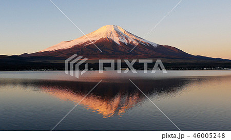 山中湖と富士山 山中湖と富士山 46005248