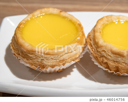 Traditional asian dessert egg tarts sweet custard Traditional asian dessert egg tarts sweet custard 46014756