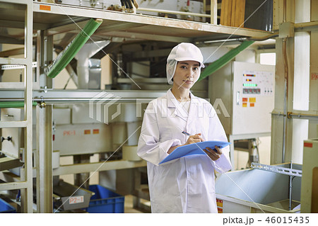 食品工場 点検の写真素材