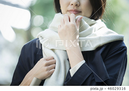 コートの女性の写真素材 [46029316] - PIXTA