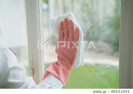 Housework 46031643