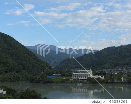 仙丈ヶ岳と高遠湖 ( 2018年9月秋 長野県伊那市 ) 仙丈ヶ岳と高遠湖 ( 2018年9月秋 長野県伊那市 ) 46033261