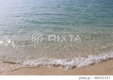 透き通る海 46033337