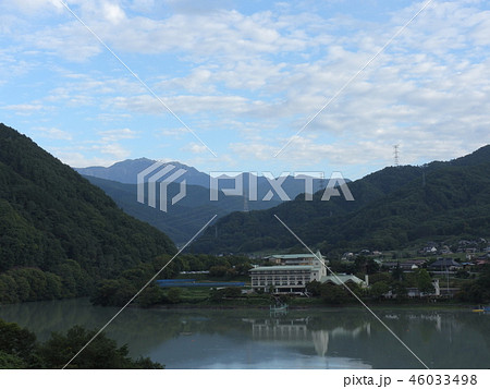 仙丈ヶ岳と高遠湖 ( 2018年9月秋 長野県伊那市 ) 仙丈ヶ岳と高遠湖 ( 2018年9月秋 長野県伊那市 ) 46033498