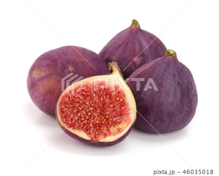 fig fruits with half isolated on white background 46035018