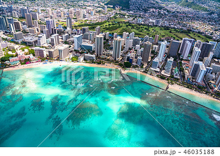 ハワイ ワイキキ上空 オアフ島 航空写真 の写真素材