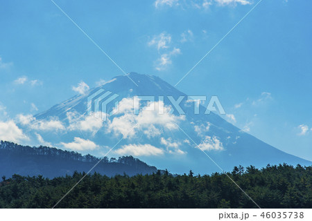 西湖と富士山 46035738
