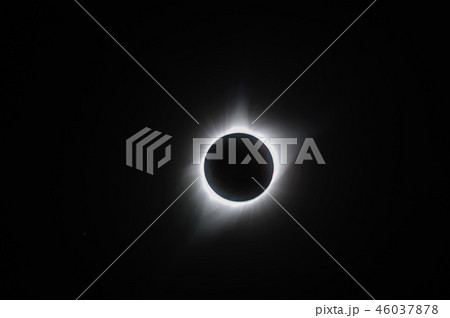 The sun's corona 46037878