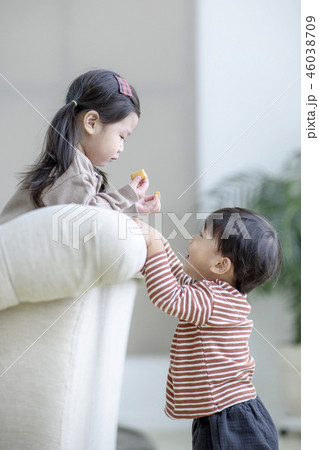 友達 友人 女の子 46038709