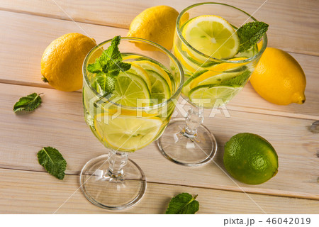 mojito on wooden background 46042019