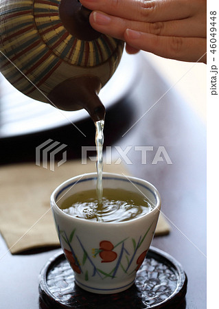 煎茶を入れる 煎茶を入れる 46049448