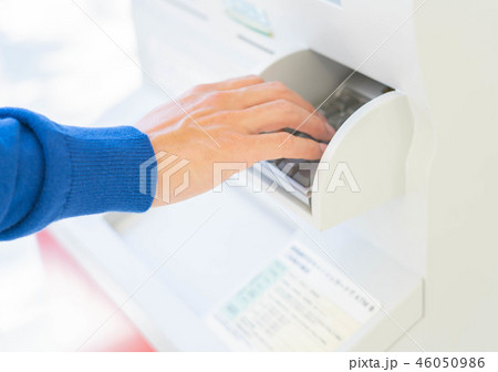 コンビニ ATM コンビニ ATM 46050986