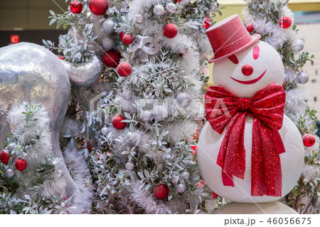 Festive ornate background with Christmas Festive ornate background with Christmas 46056675