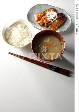 秋刀魚の蒲焼き定食 46061179