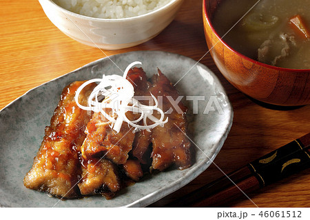 さんまの蒲焼き定食(湯気あり) さんまの蒲焼き定食(湯気あり) 46061512