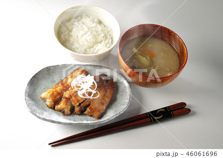 秋刀魚の蒲焼き定食（湯気あり） 46061696