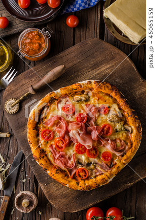 Rustic old style vintage pizza 46065159
