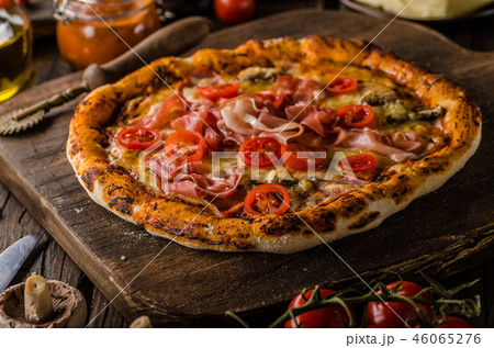 Rustic old style vintage pizza 46065276
