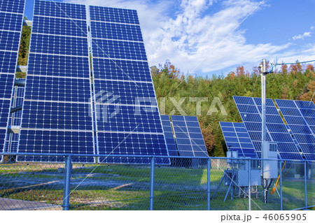 太陽光発電所＿追尾型、太陽光パネル、エコロジー 46065905