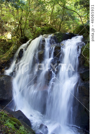 鶏鳴八滝の鶏鳴の滝（滋賀県甲賀市 46065931