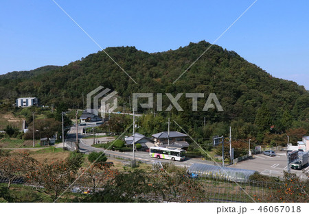 西宮市船坂を走るさくらやまなみバス 46067018