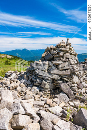《長野県》美ヶ原高原・牛伏山の積石 46067830