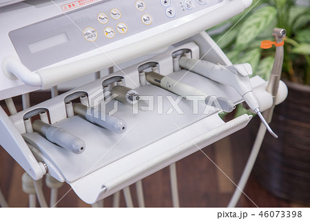 歯科医 歯科医 46073398