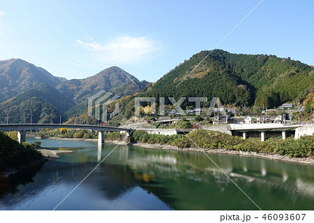紅葉 ・ 黄葉 (滝畑ダム) 紅葉 ・ 黄葉 (滝畑ダム) 46093607