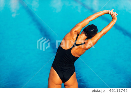 Female swimming front crawl. 46111742