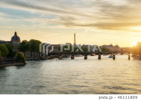 Seine river and Pont des Arts bridge in Paris. 46111809