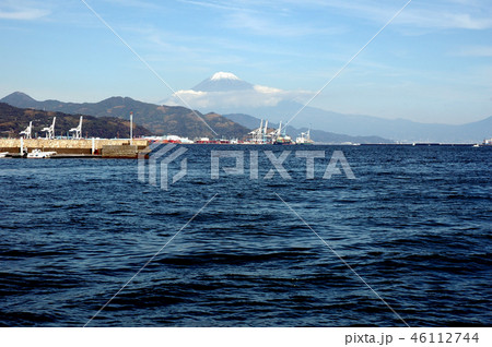 清水港の富士山 清水港の富士山 46112744