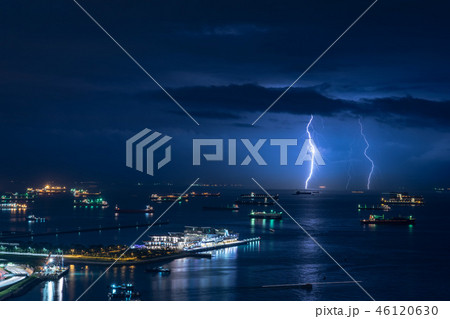 豪華客船と落雷 46120630