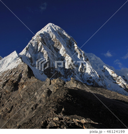 Kala Patthar and Mount Pumori. 46124199