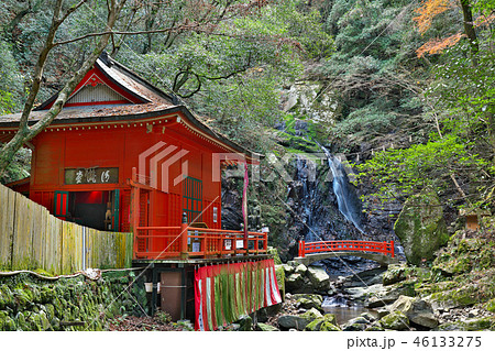 【犬鳴山 七宝瀧寺 清滝堂と行者の瀧】 大阪府泉佐野市大木８ 46133275