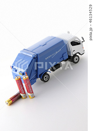 ごみの回収 ごみの回収 46134529