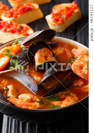 Traditional Marseille soup bouillabaisse 46143117
