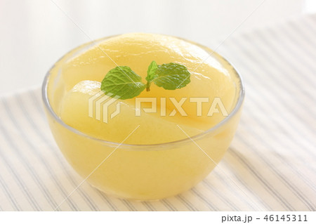 洋梨のコンポート 洋梨のコンポート 46145311